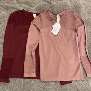2 seamless long sleeve tops from FABLETICS